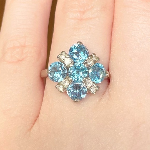 Jewelry - swiss blue topaz diamond flower snowflake 10k solid white gold cluster r…